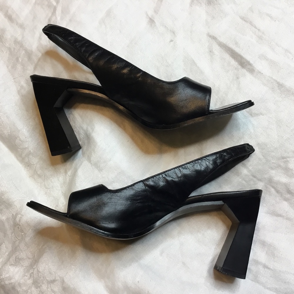 NINE WEST 7M Black Leather peek Toe Sling Back GUC